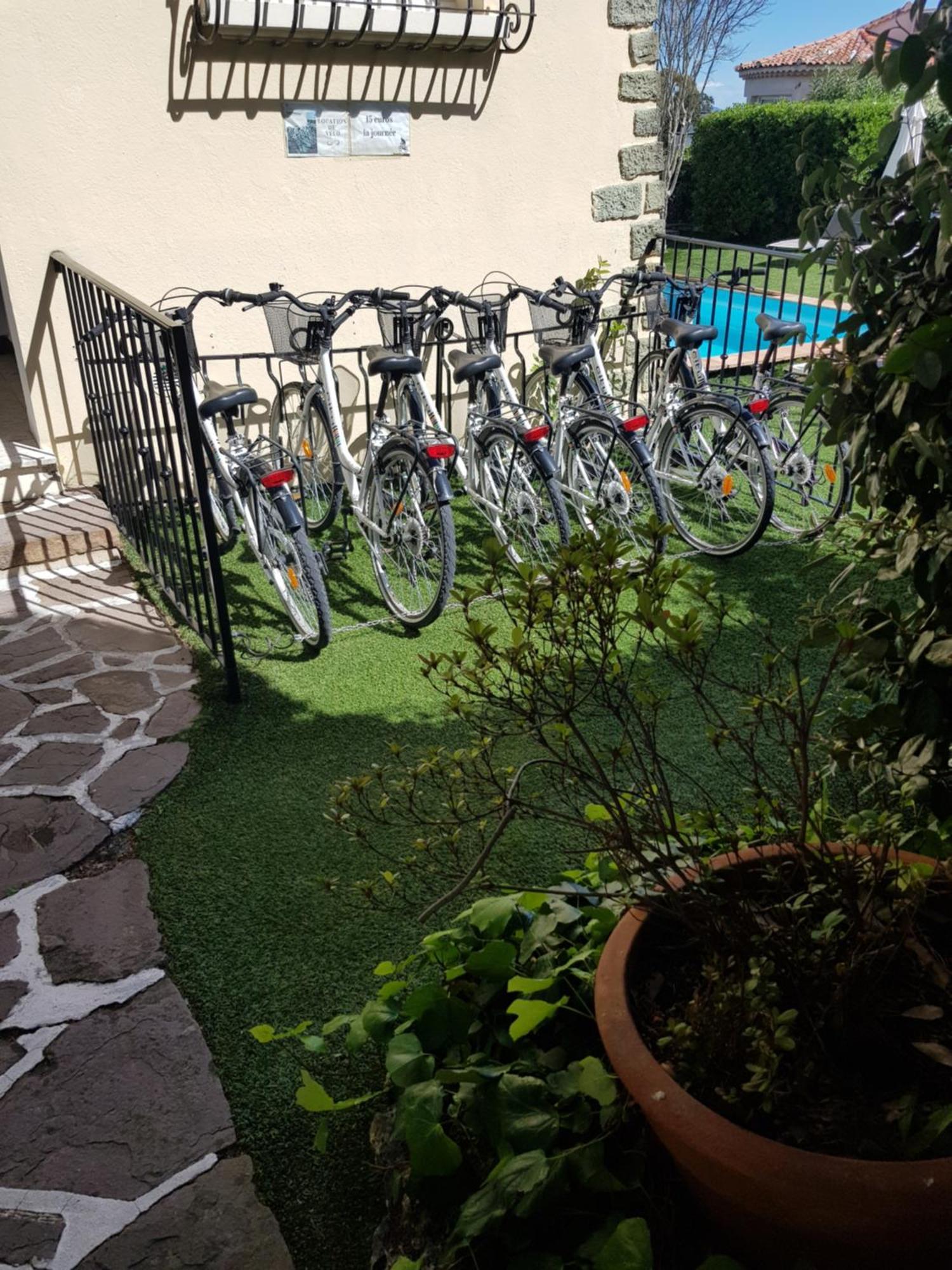 Hotel Villa Maya Gassin Luaran gambar